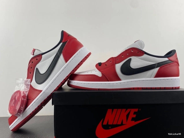 Rep TBkick Chicago 705329-600 1 Jordan Air Retro Low 0804